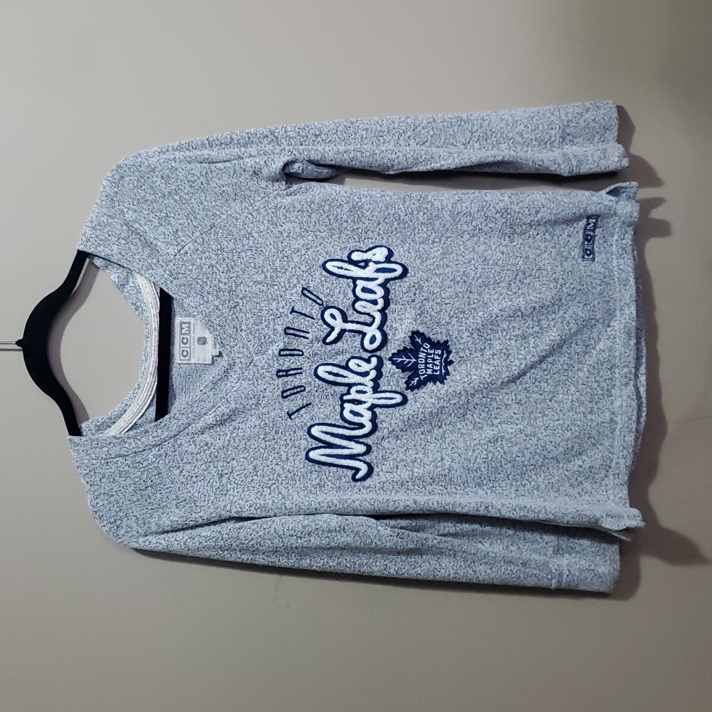CCM NHL Toronto Maple Leafs Gray Sweatshirt size small